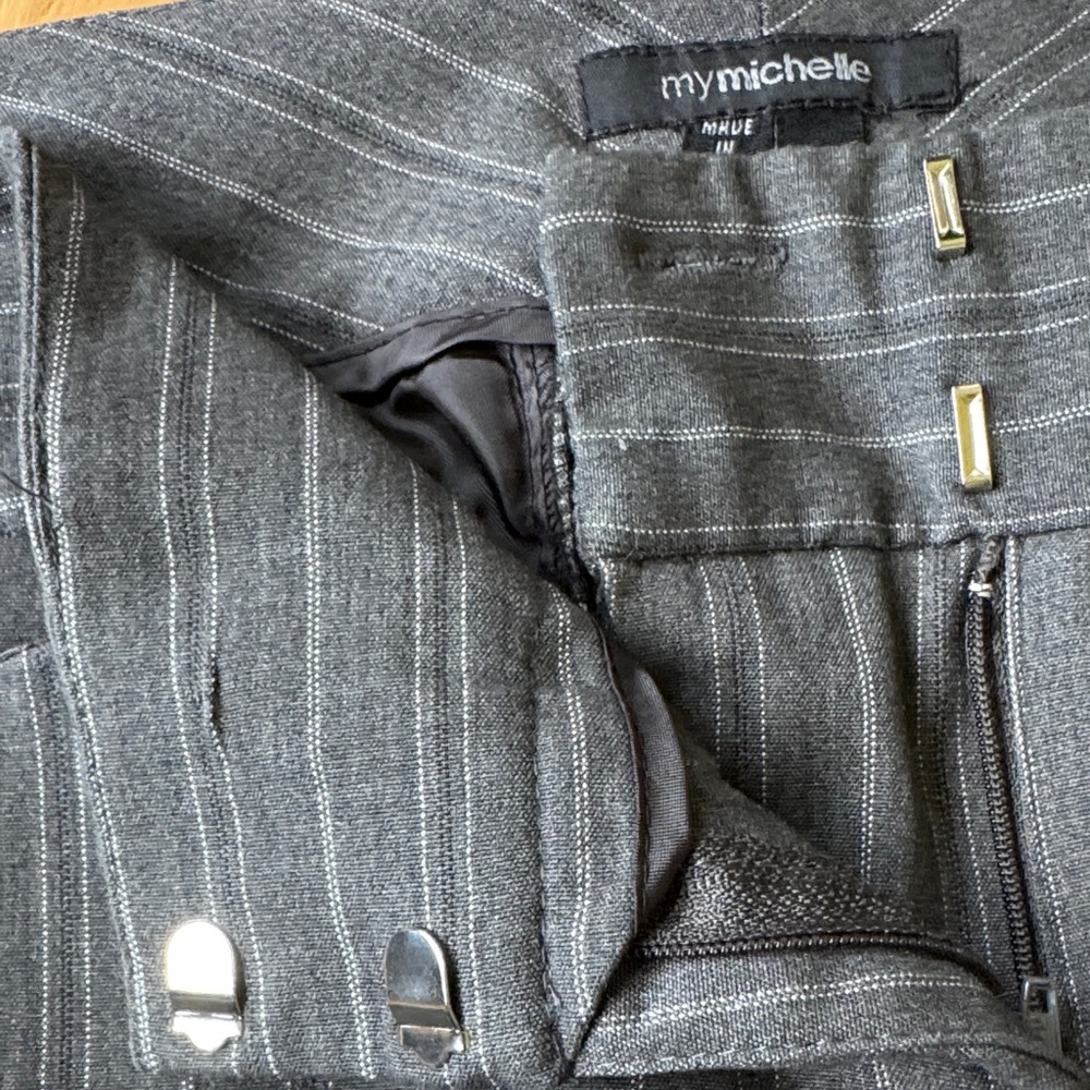 My Michelle Size 9 Pinstripe Dress Pants Gray Workwear Trouser Chic Office - Picture 4 of 10